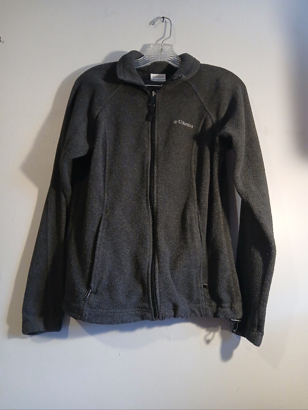 Columbia Ladies Gray Full-Zip Fleece Jacket. Size Medium.